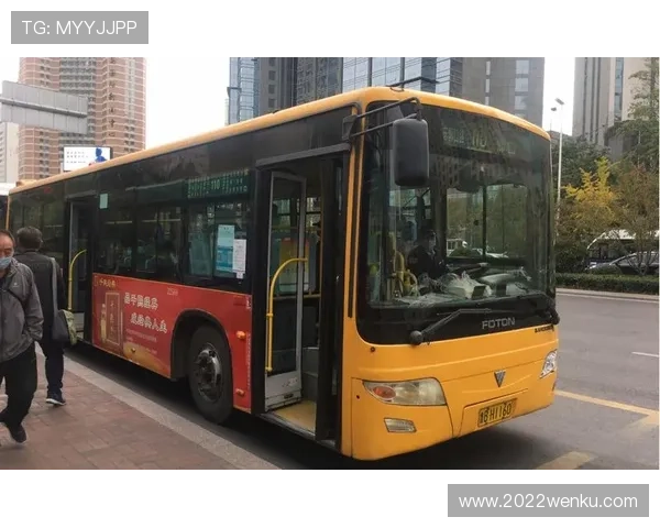 110路公交车队靓丽哈尔滨，清一色“娘子军”车队安全运营32年